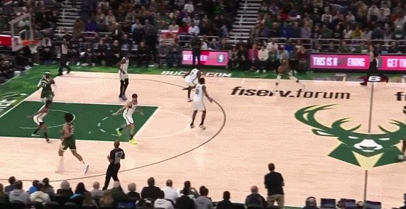 1666953603466048360.gif 3.gif